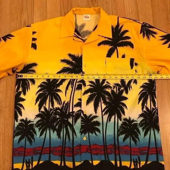 Dorsett Tee's Shirt Bahamas Palm Trees Hawaiian - Picture 7 of 7